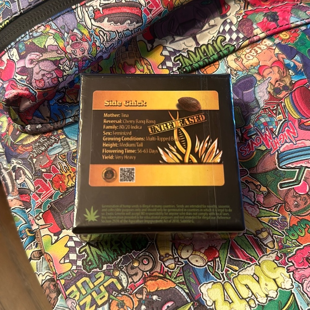 Exotic Genetix souvenir “Side Chick”